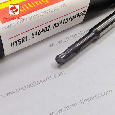 Model HYSR1.5*6*D2.85*10*D4*60L, PVD kaplamalı, 2 ağızlı küre burunlu freze, yumuşak malzemelerin ve küçük çaplı uygulamaların 3D hassas işlenmesi için tasarlanmıştır.