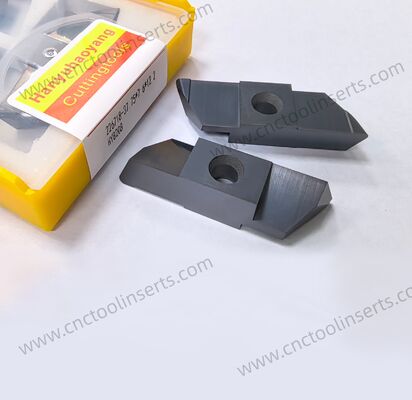 Wstawki z serii frezowania precyzyjnego CNC, model 226718 - 37.75×7.6×12.2, z powłoką PVD HYB208, stosowana do obróbki wszystkich trudnych do obróbki materiałów z wyjątkiem superstopów.